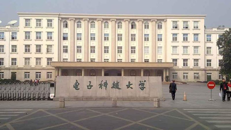 V电容柜补偿容量计算：关键步骤与注意事项