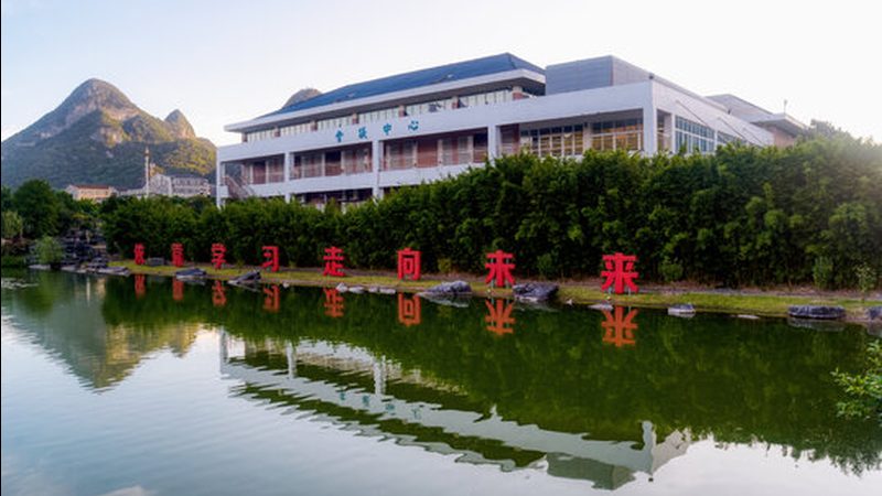 在SMT贴片加工报价单中，关键工艺参数如下：